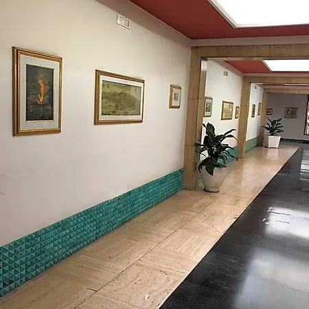 בית הארחה Maison Claudette Toledo 4*