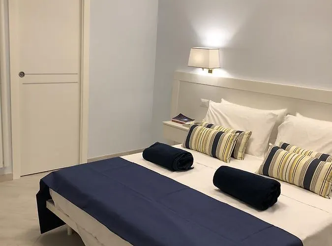 Maison Claudette Toledo בית הארחה 4*