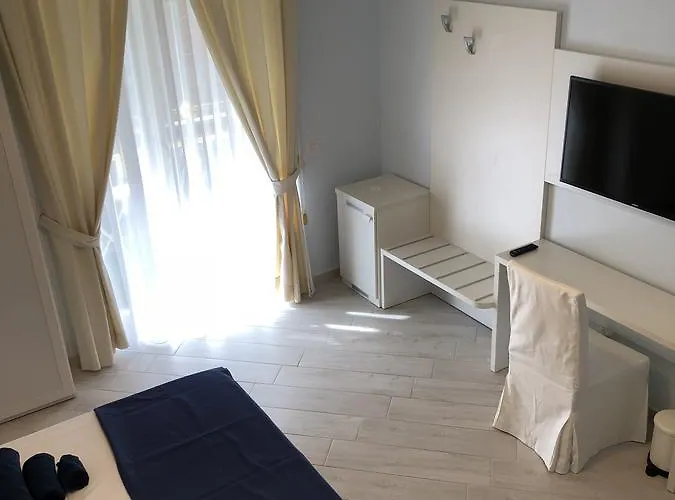 Maison Claudette Toledo 4*