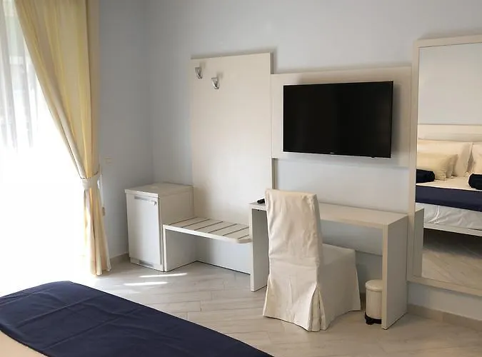 בית הארחה Maison Claudette Toledo נאפולי