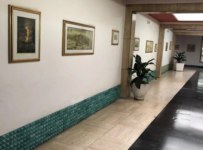 Maison Claudette Toledo 4*