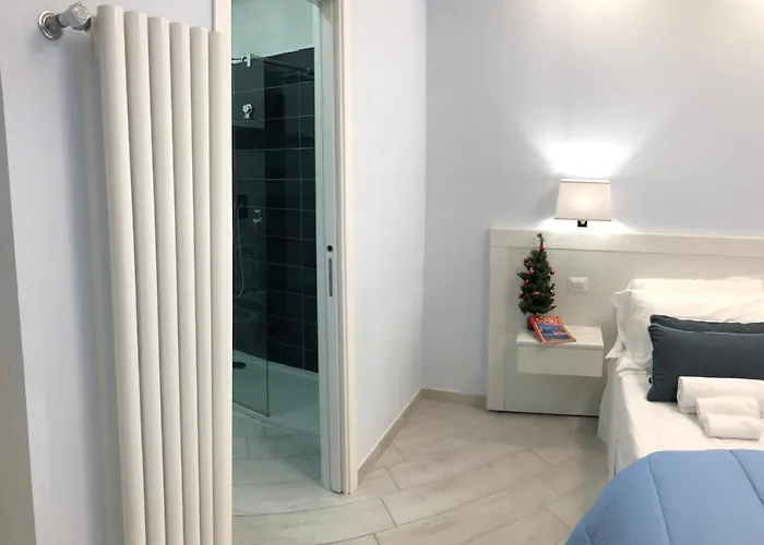 בית הארחה Maison Claudette Toledo 4*