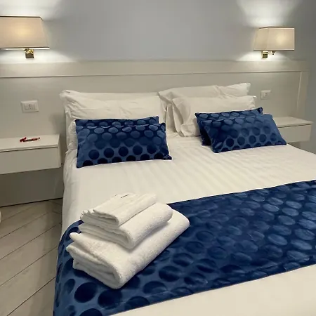 Maison Claudette Toledo 4*