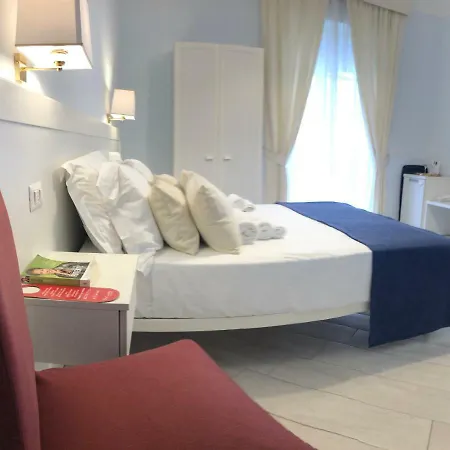 Maison Claudette Toledo Pensión *